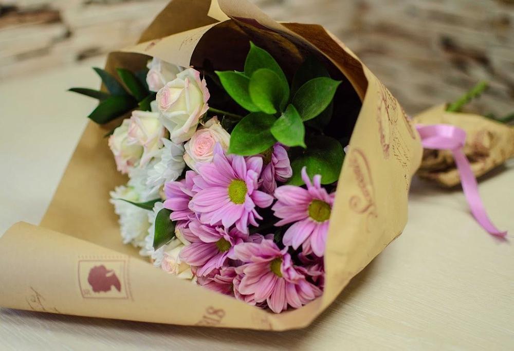 Букет цветов из: Розы и Хризантемы в Григорополисской