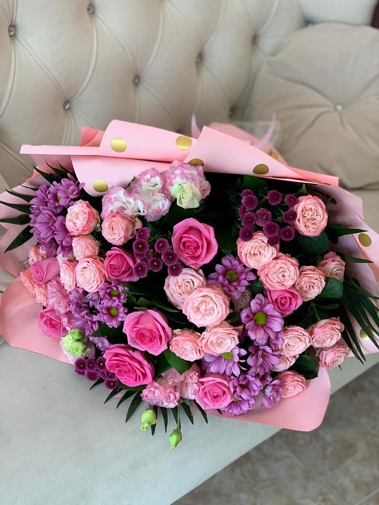 Букет цветов из: Хризантемы, Розы и Лизиантусы в Григорополисской