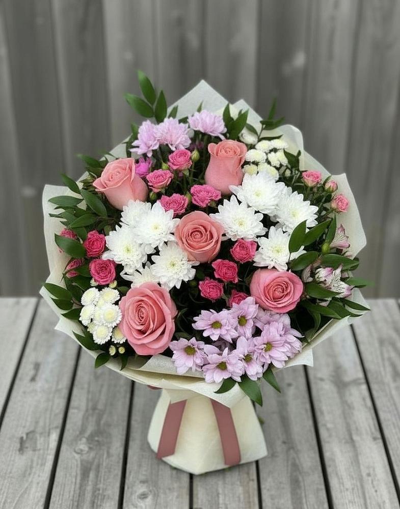 Букет цветов из: Альстромерии, Гвоздики, Розы и Хризантемы в Григорополисской