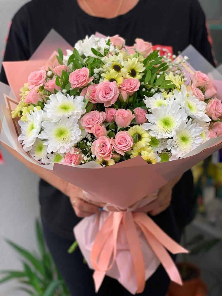 Букет цветов из: Розы и Хризантемы в Григорополисской