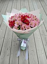 Букет цветов из:  Альстромерии в Григорополисской