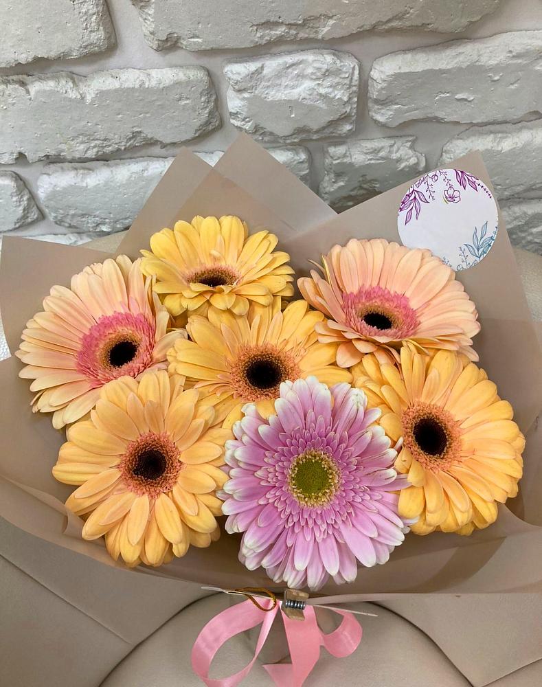 Букет цветов из: Герберы в Григорополисской
