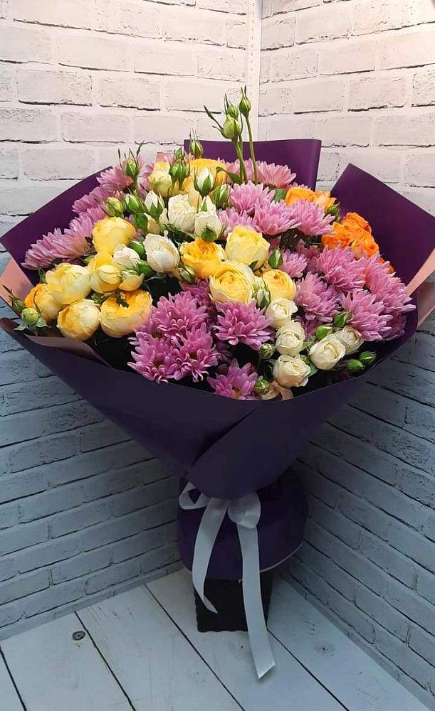 Букет цветов из: Хризантемы и Розы в Григорополисской