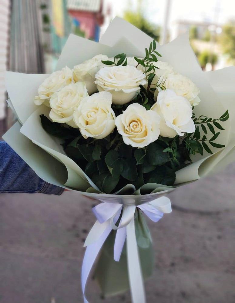 Букет Белые розы Проуд в Григорополисской