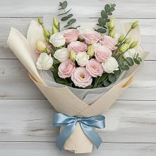 Букет цветов из:  Лизиантусы в Григорополисской