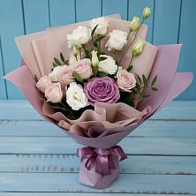 Букет цветов из:  Розы и Лизиантусы в Григорополисской
