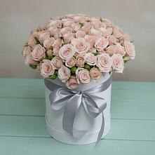 Цветочная композиция из Розы в шляпной коробке в Григорополисской