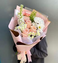 Букет цветов из:  Хризантемы и Розы в Григорополисской