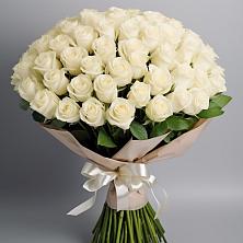 Букет 101 беля роза Белоснежка в Григорополисской