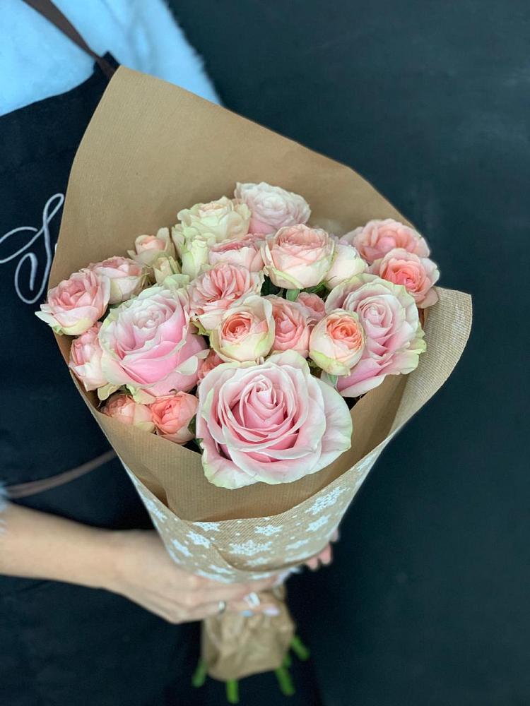 Букет цветов из: Хризантемы и Розы в Григорополисской