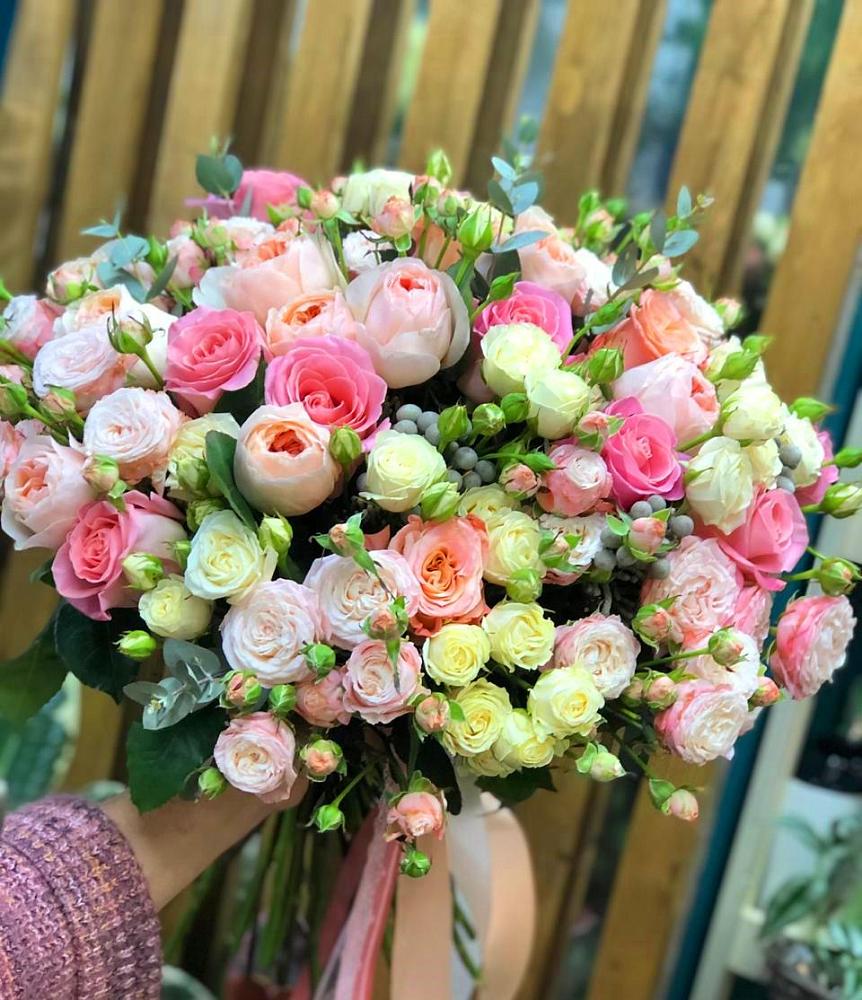 Букет цветов из: Розы в Григорополисской