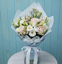 Букет цветов из:  Розы и Лизиантусы в Григорополисской