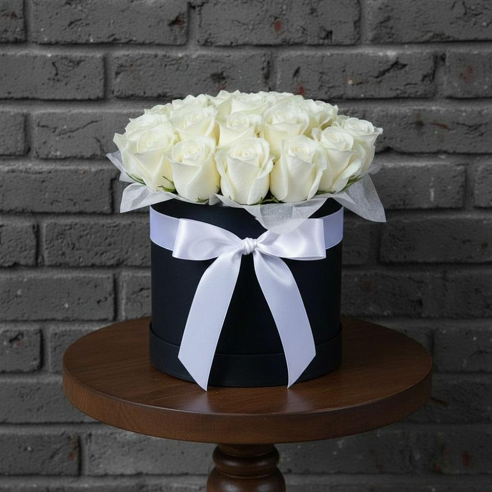 Цветочная композиция из Розы в шляпной коробке в Григорополисской