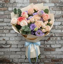 Букет цветов из:  Розы, Лизиантусы и Гвоздики в Григорополисской