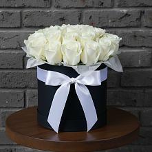 Цветочная композиция из Розы в шляпной коробке в Григорополисской